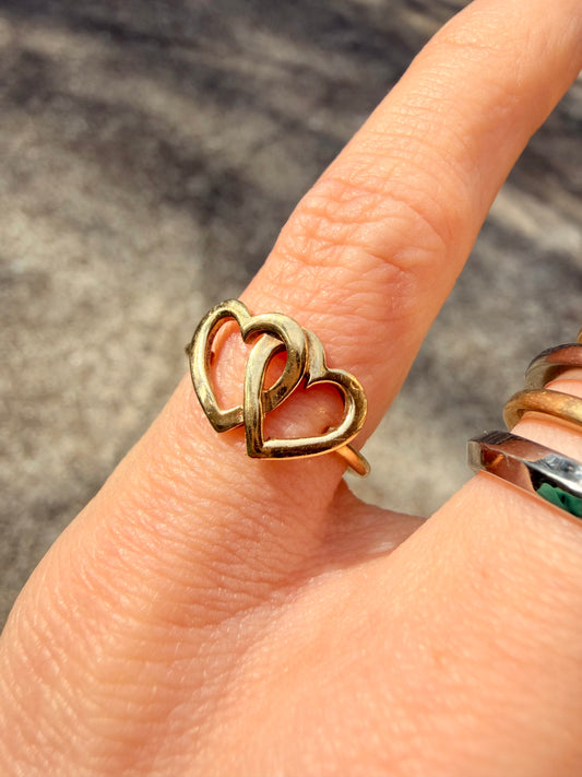 Vintage yellow 14K gold double heart ring, size 4.75