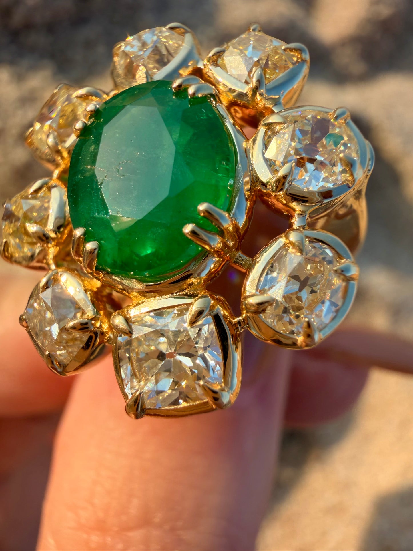 Yellow 18K approx 3.5ctw antique old mine cut diamond halo ring with 3.75ctw natural emerald, size 6.5