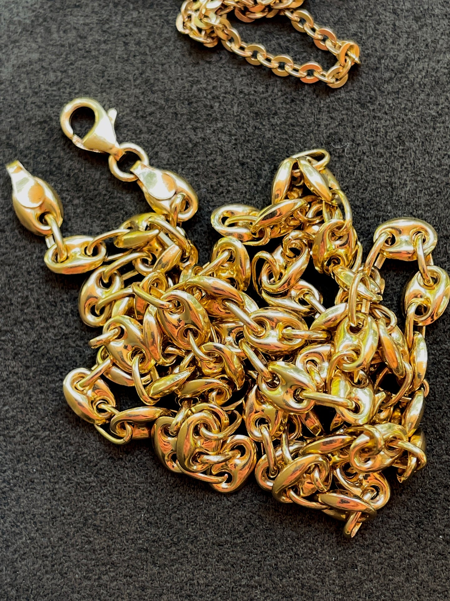 Vintage yellow 14K round mariner link chain, 24 inch