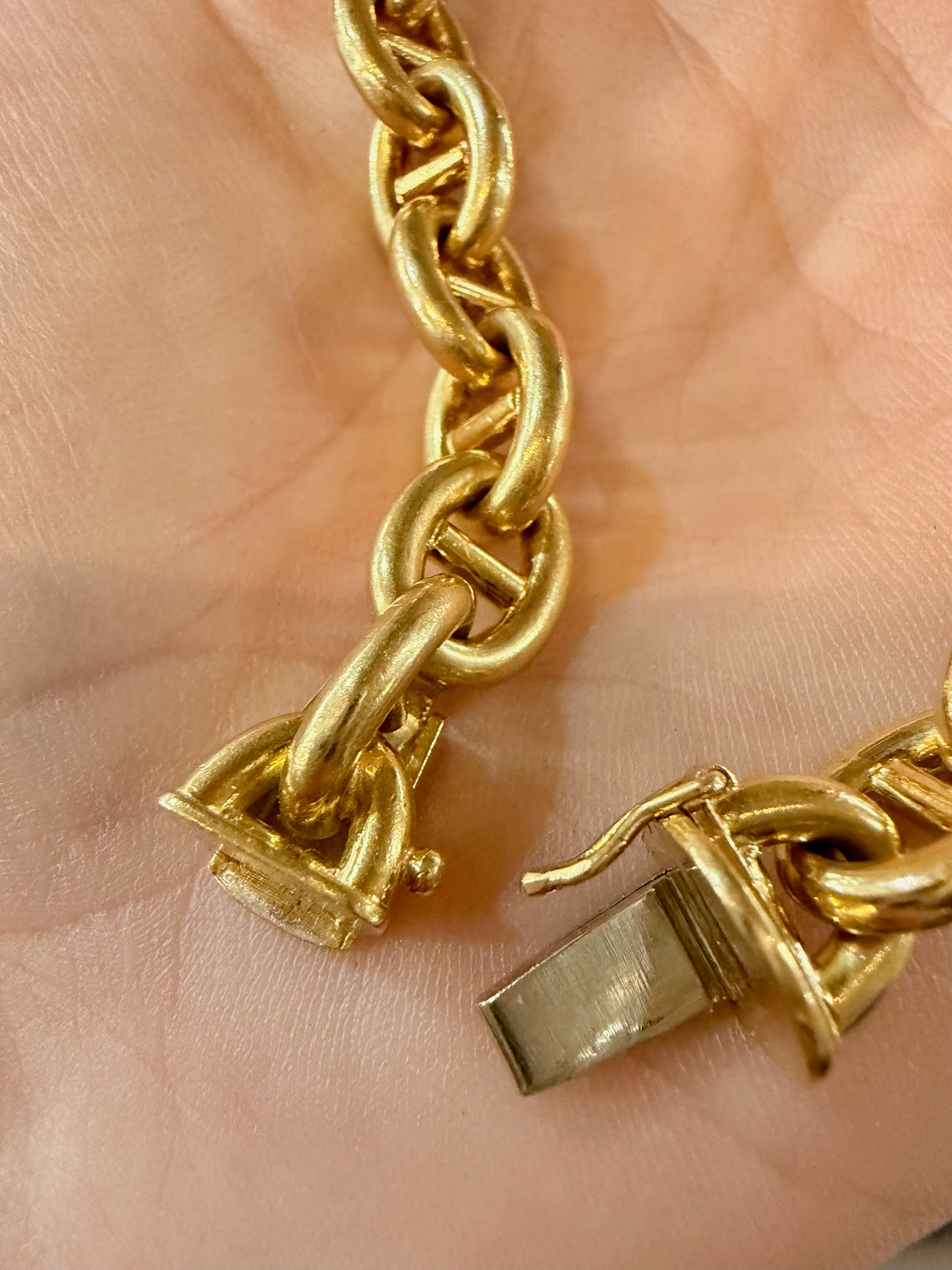 Vintage yellow 18K solid mariner link bracelet, 8.25 inch sizable