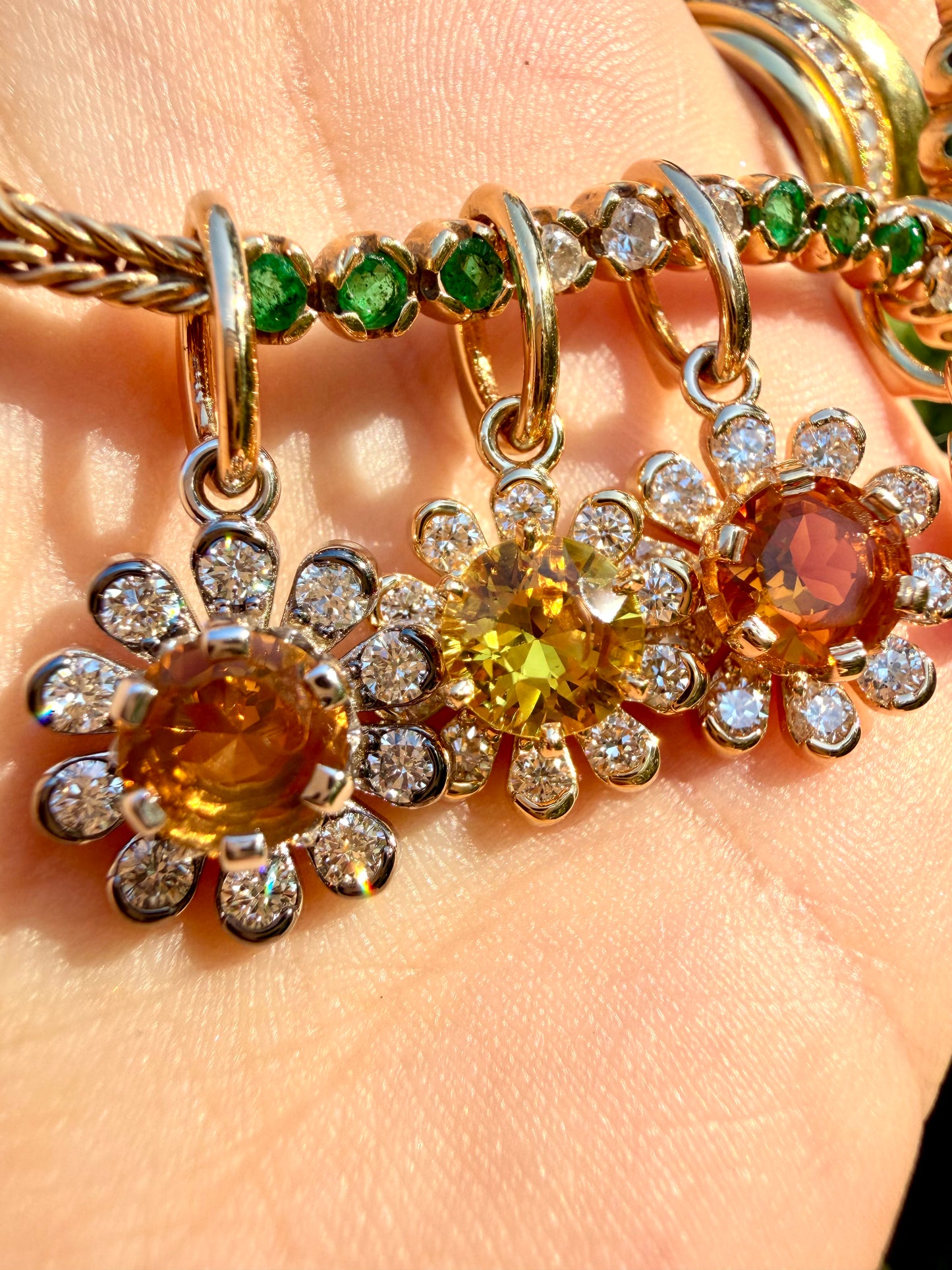 3GOG Natural Yellow Sapphire and Diamond Garden Party Flower Pendant 18K