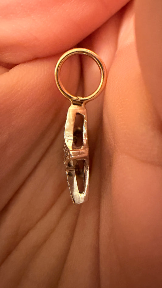 Vintage yellow and white 14K approx .22 ctw diamond star charm