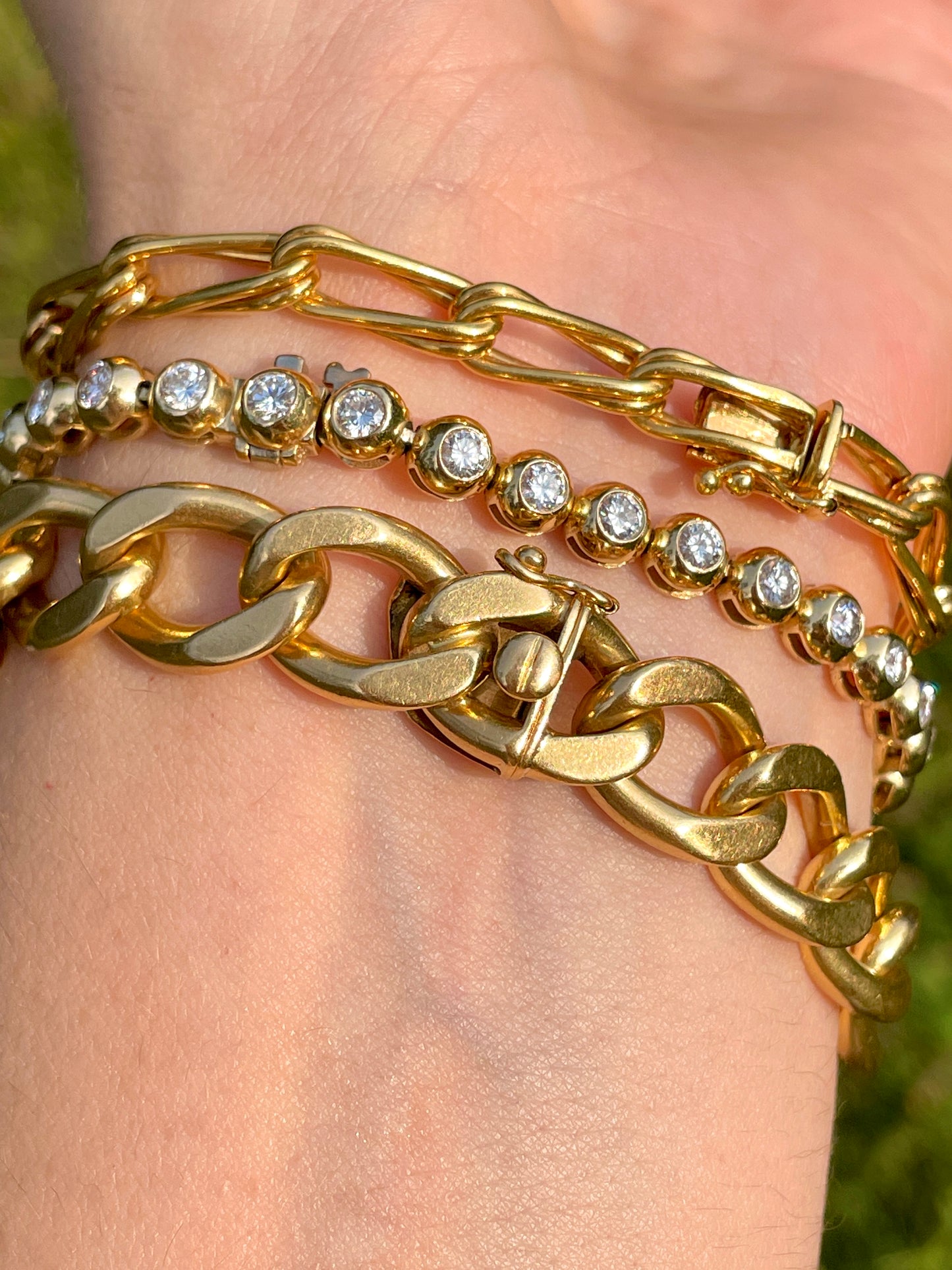 Vintage Bulgari circa 1970s yellow 18K gold solid curb bracelet, 7 and 7/8 inch