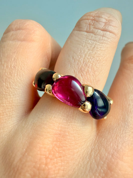 Vintage yellow 18K Pomellato 3 stone Sassi ring with Tourmaline, Amethyst and Garnet, size 6.5