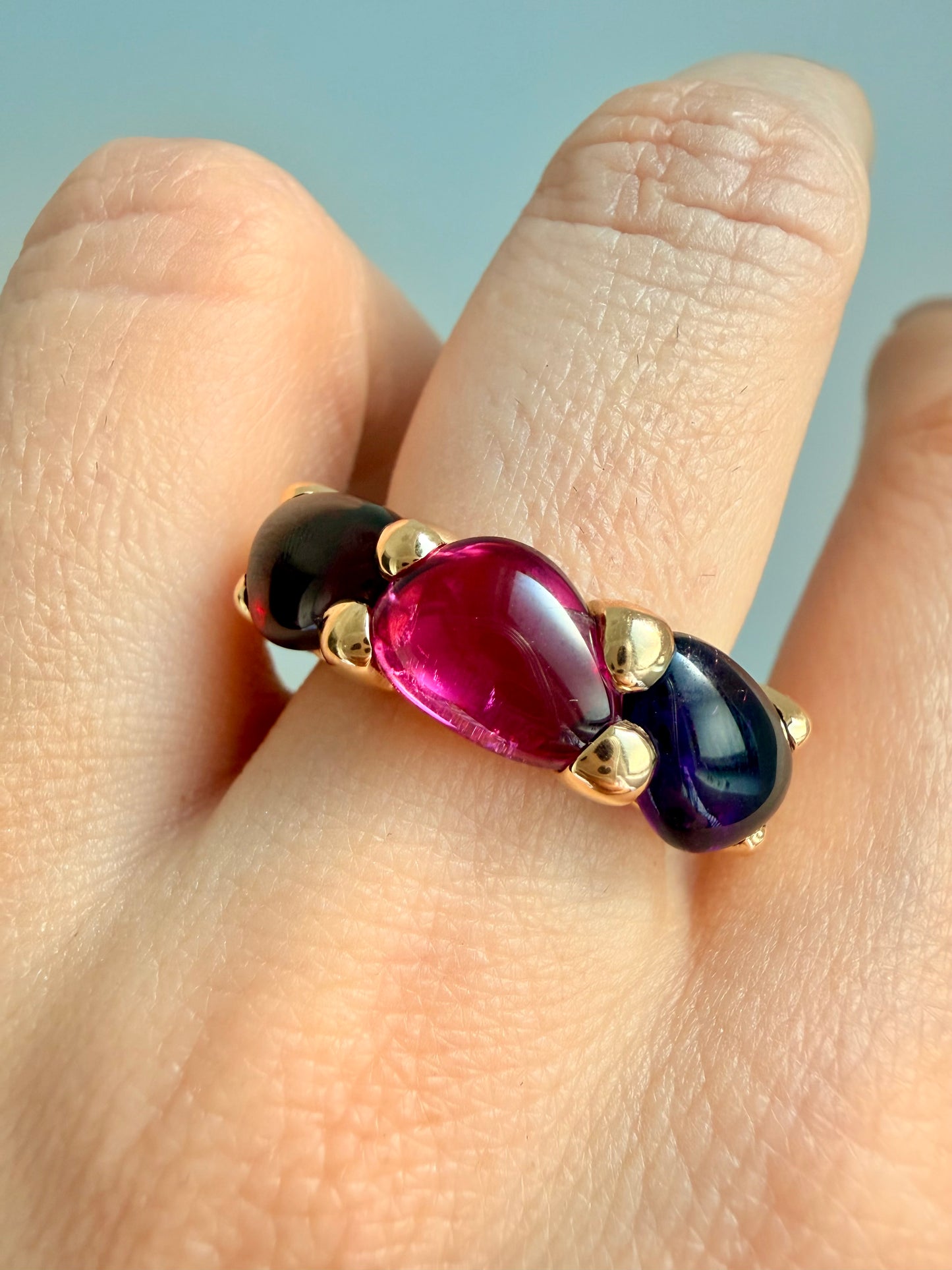 Vintage yellow 18K Pomellato 3 stone Sassi ring with Tourmaline, Amethyst and Garnet, size 6.5