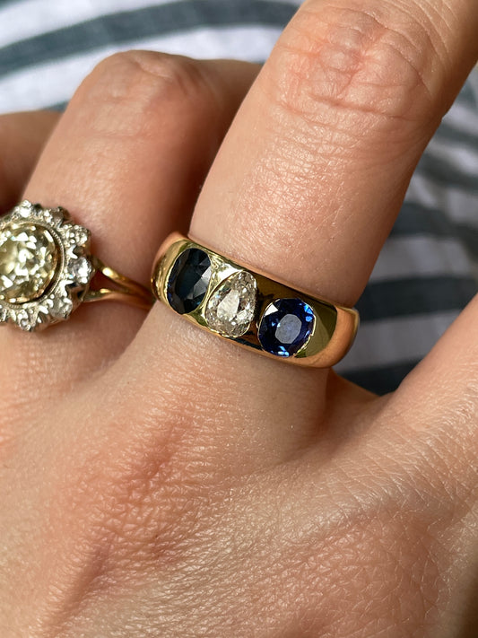 Antique yellow 14K approx .3 ctw old mine pear cut diamond and 1 ctw sapphire 3 stone ring, size 6.75