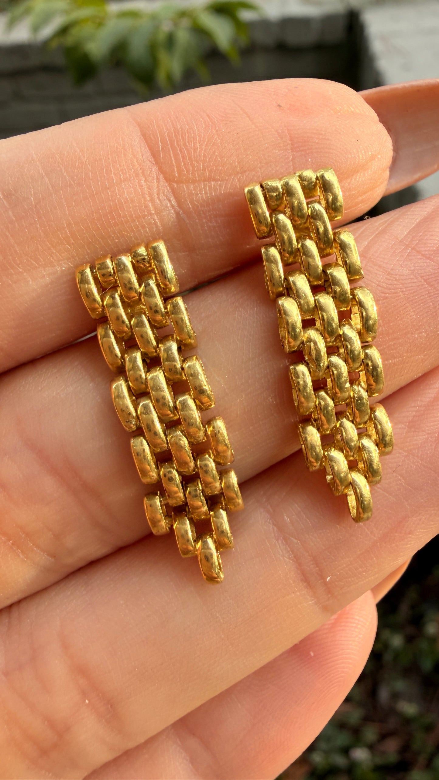 Vintage yellow 18K panther link dangle post earrings