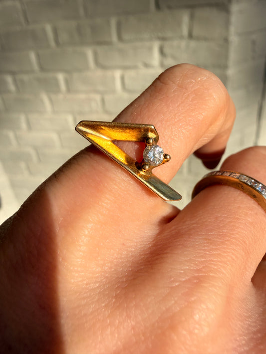 Vintage yellow 18K gold angled ring with diamond, circa 1970's, size 5