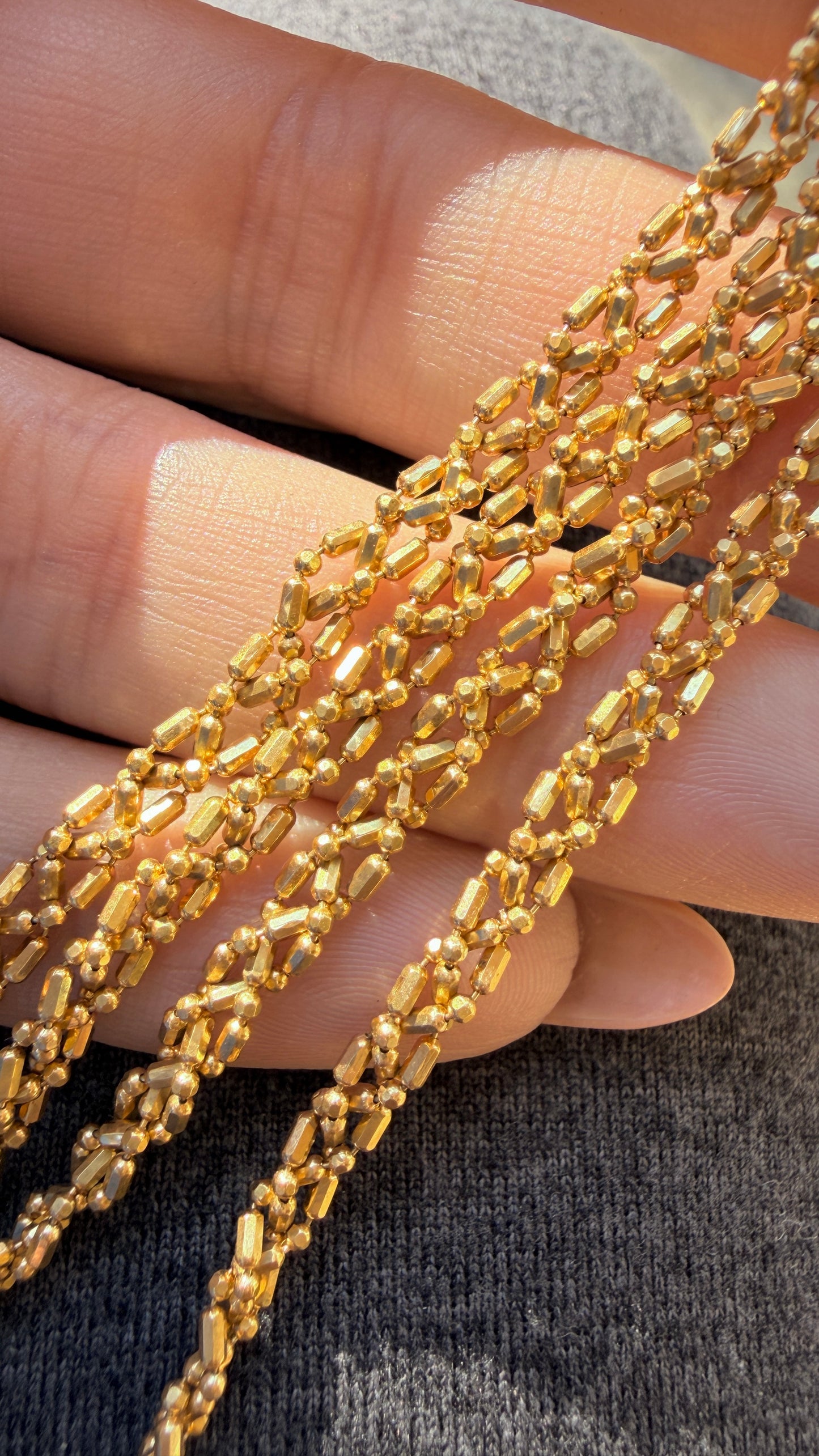 Vintage UnoAerre yellow 18K braided ball and beaded chain, 18 inch