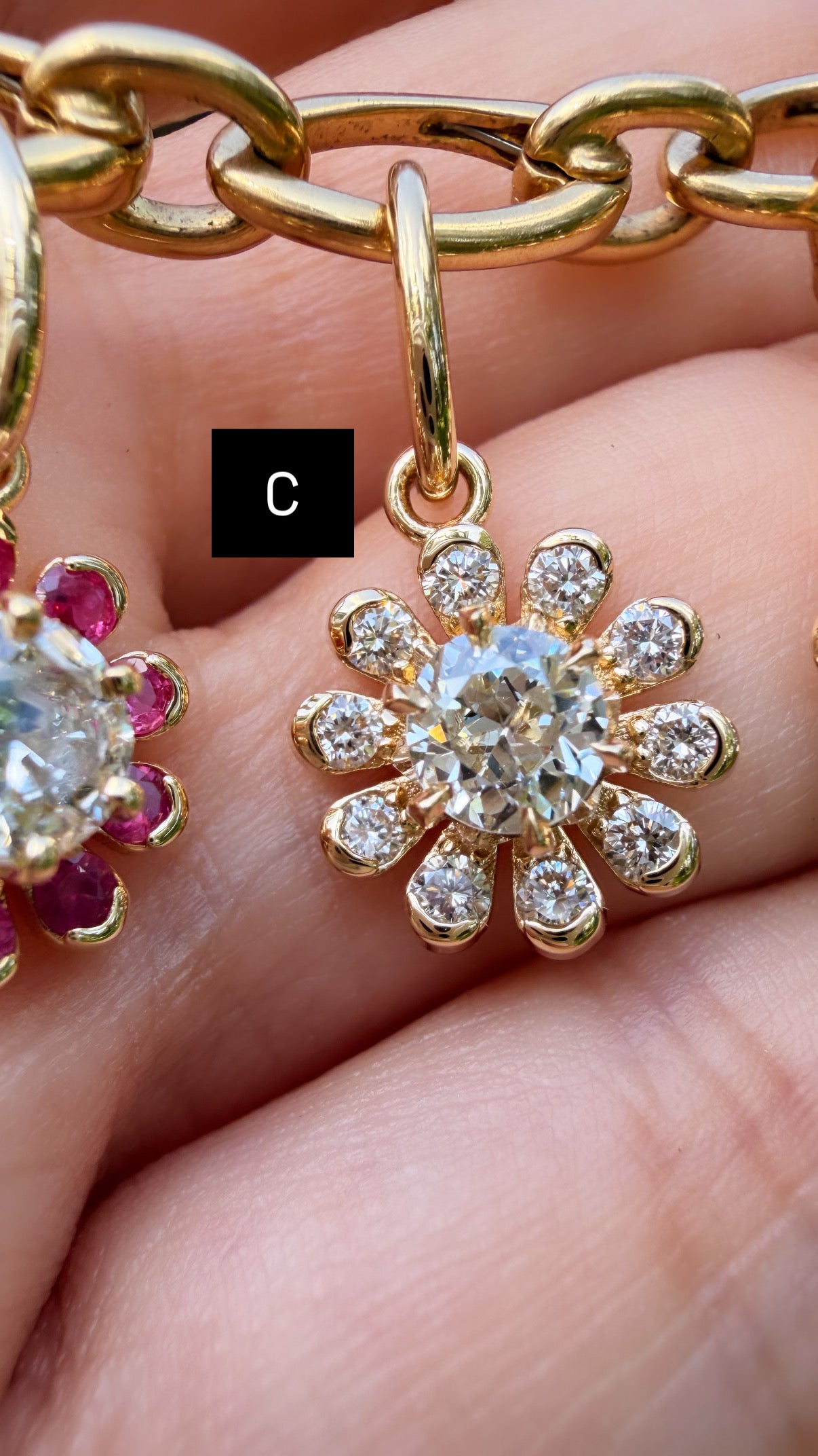 3GOG Natural Antique Diamond Garden Party Flower Pendant 18K - Release 3