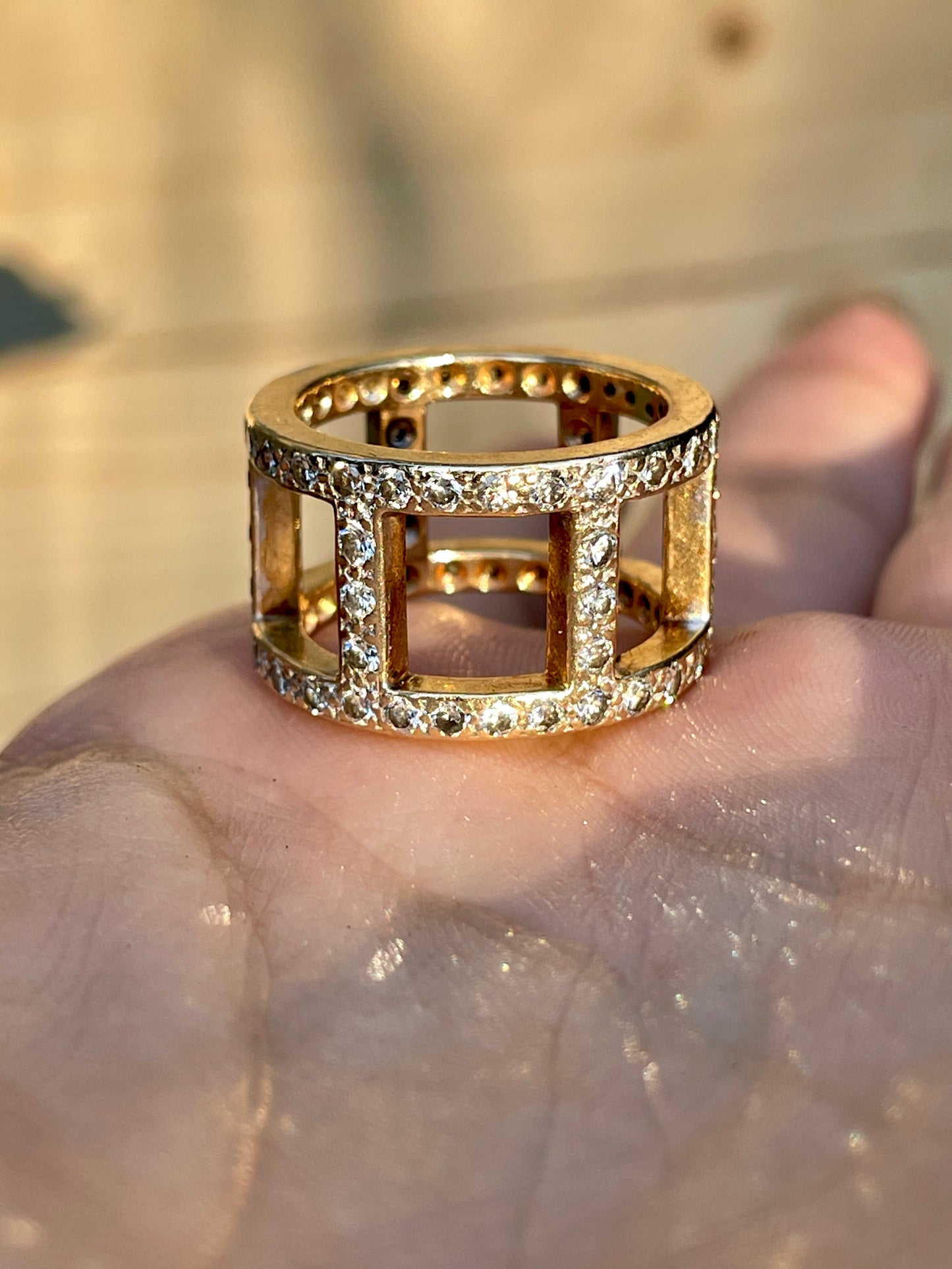 Vintage yellow 14K approx .95 ctw open square windows eternity ring, size 6