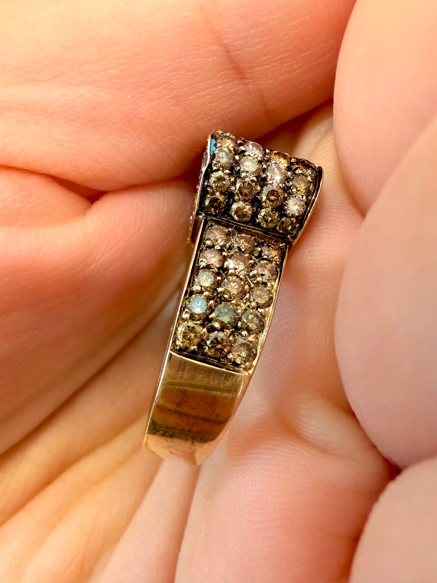 Vintage 18K gold approx 1.6ctw warm diamond heart profile ring, size 5.5