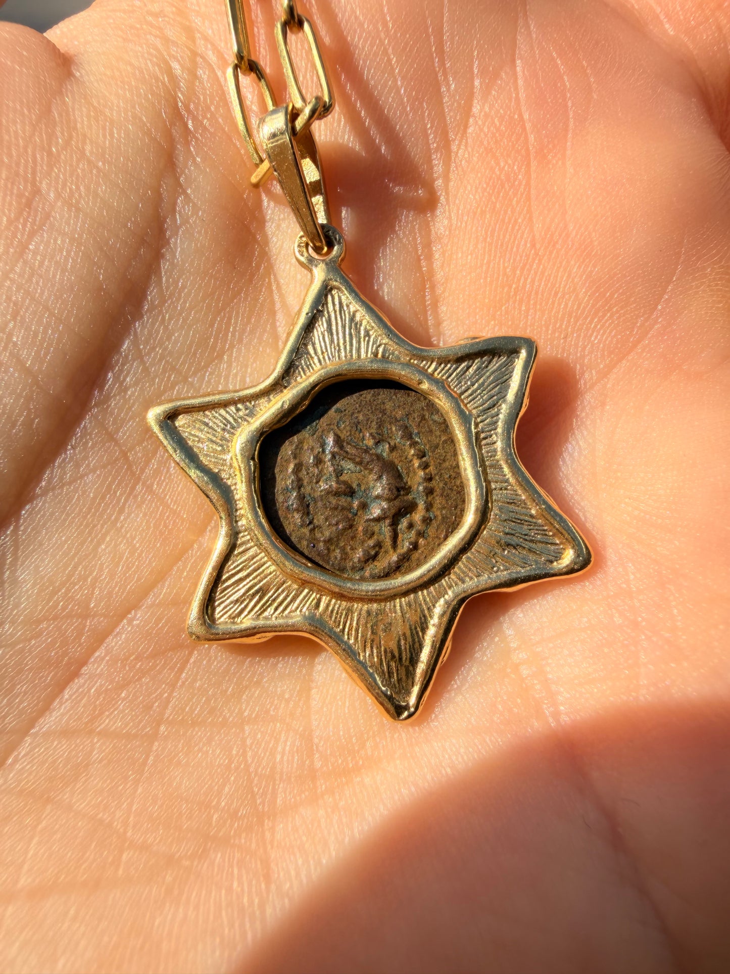 Vintage yellow 14K gold widows mite coin pendant