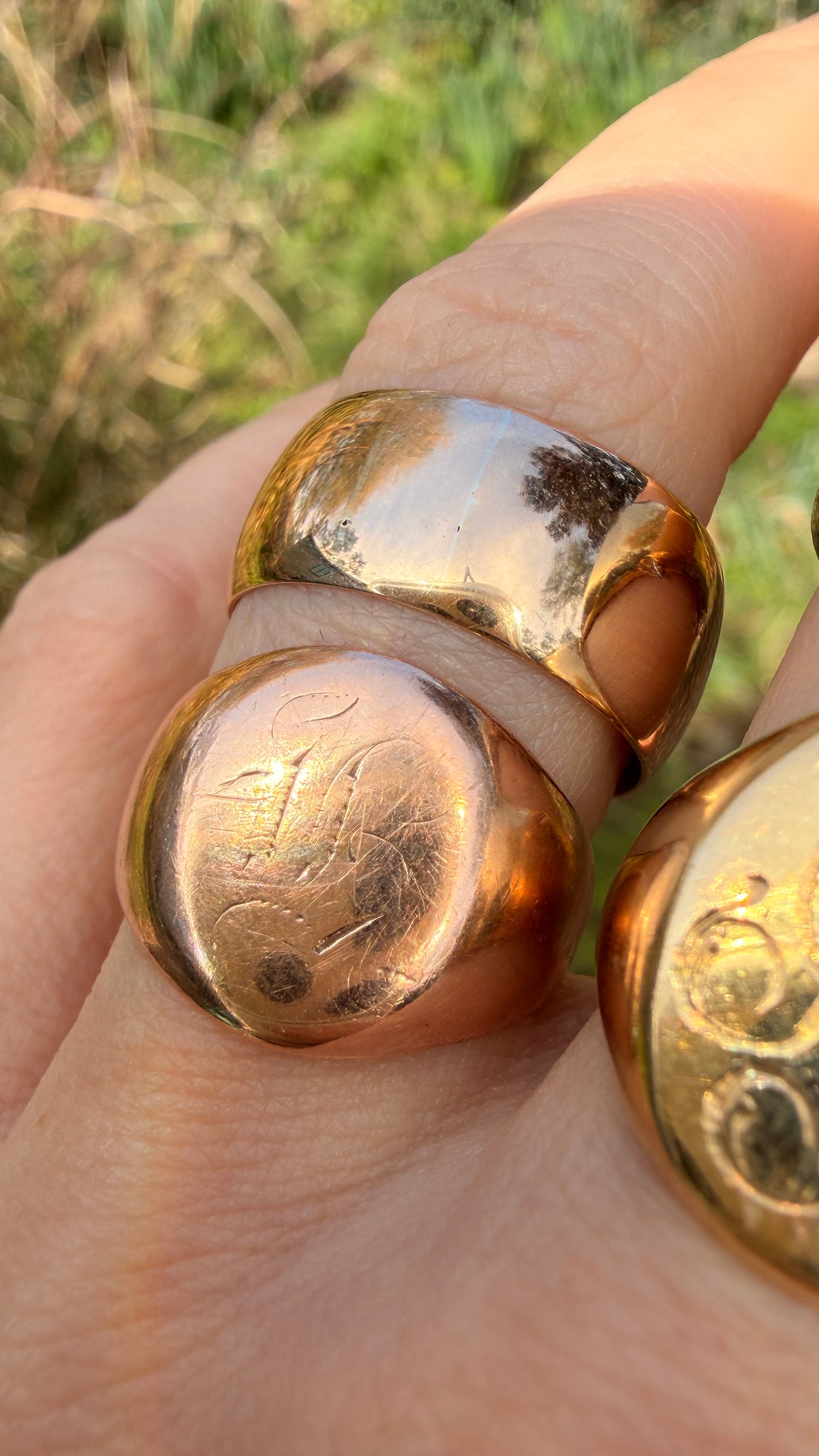 Antique rosy yellow 18k gold cigar band, size 7.75