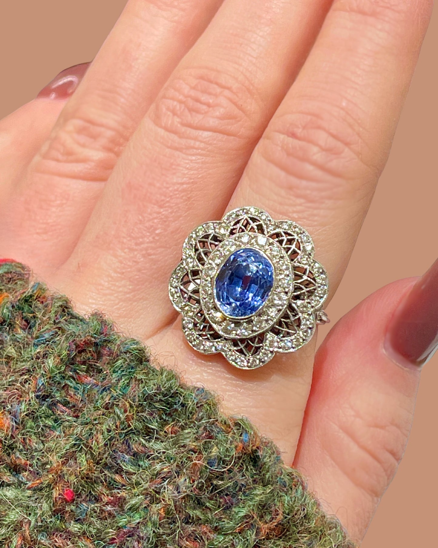 Vintage platinum approx 3.5 ctw natural sapphire and .8 ctw diamond statement ring, size 7-7.25