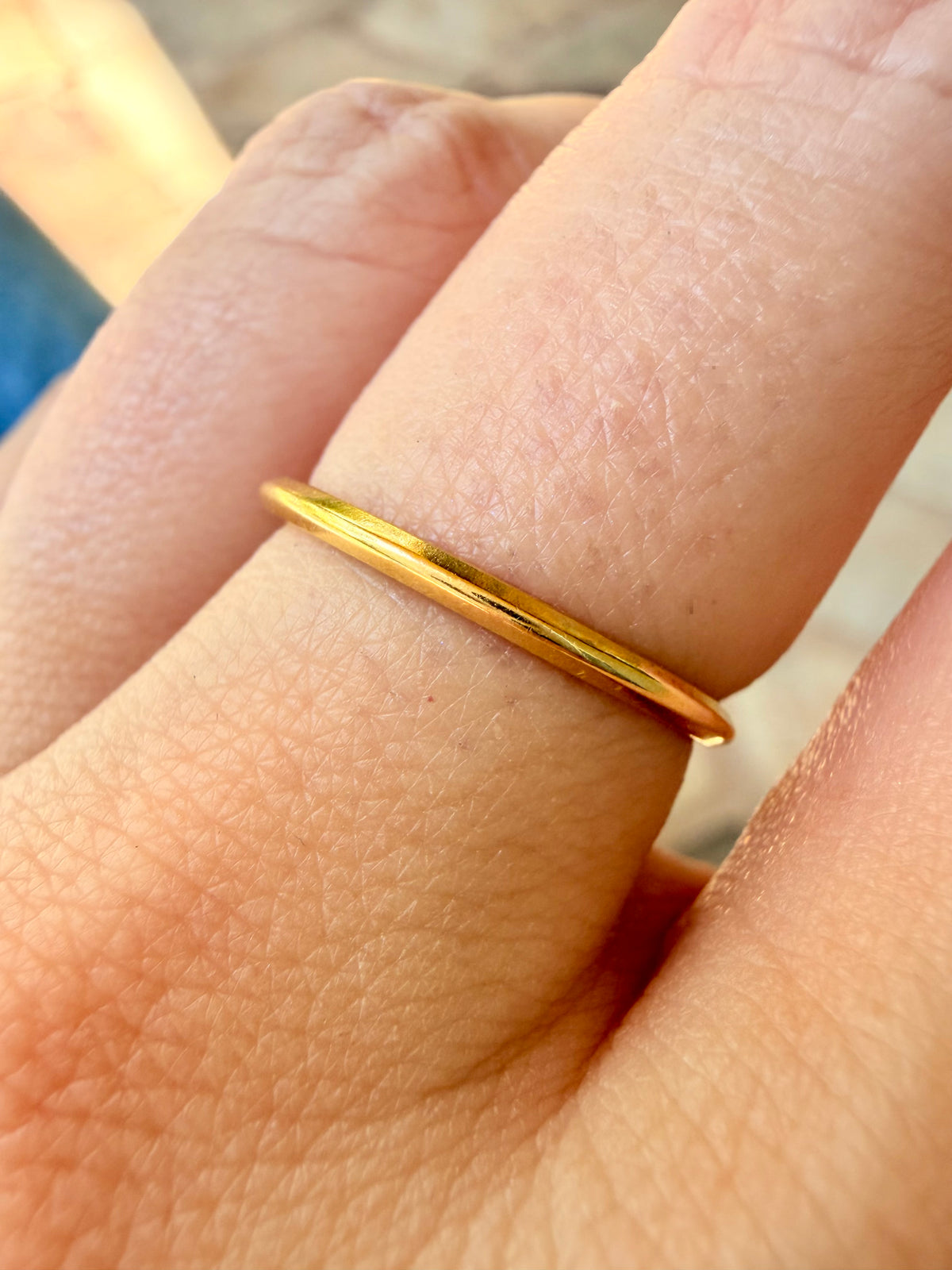 Vintage yellow 18K knife edge band, size 6.75