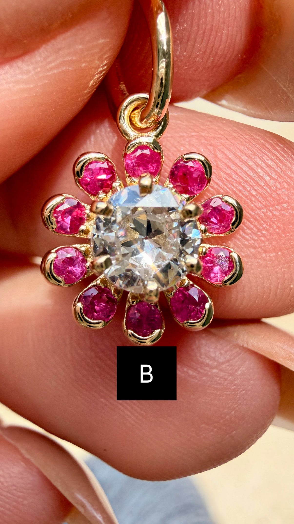 3GOG Natural Antique Diamond Garden Party Flower Pendant 18K - Release 3