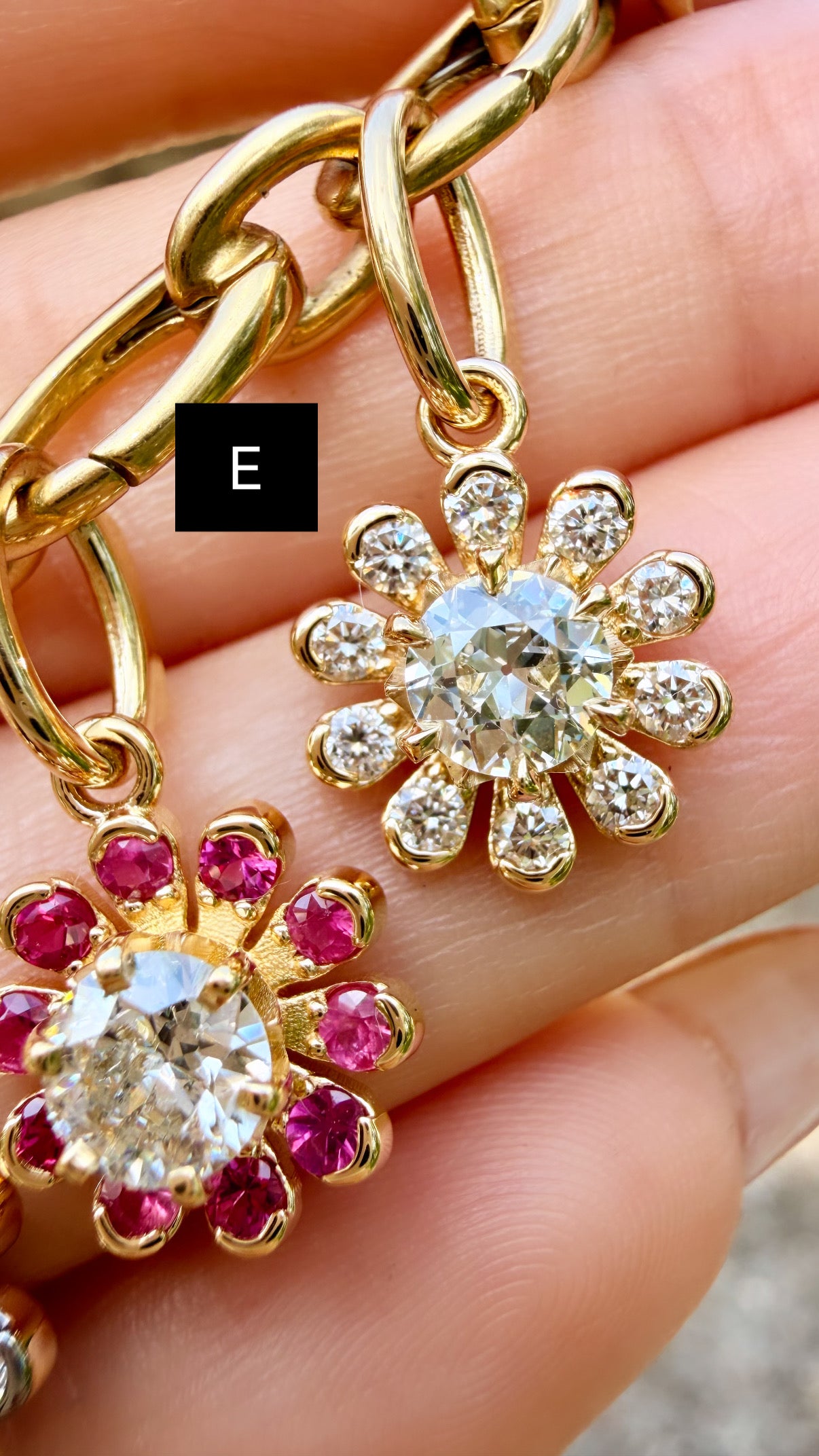 3GOG Natural Antique Diamond Garden Party Flower Pendant 18K - Release 3