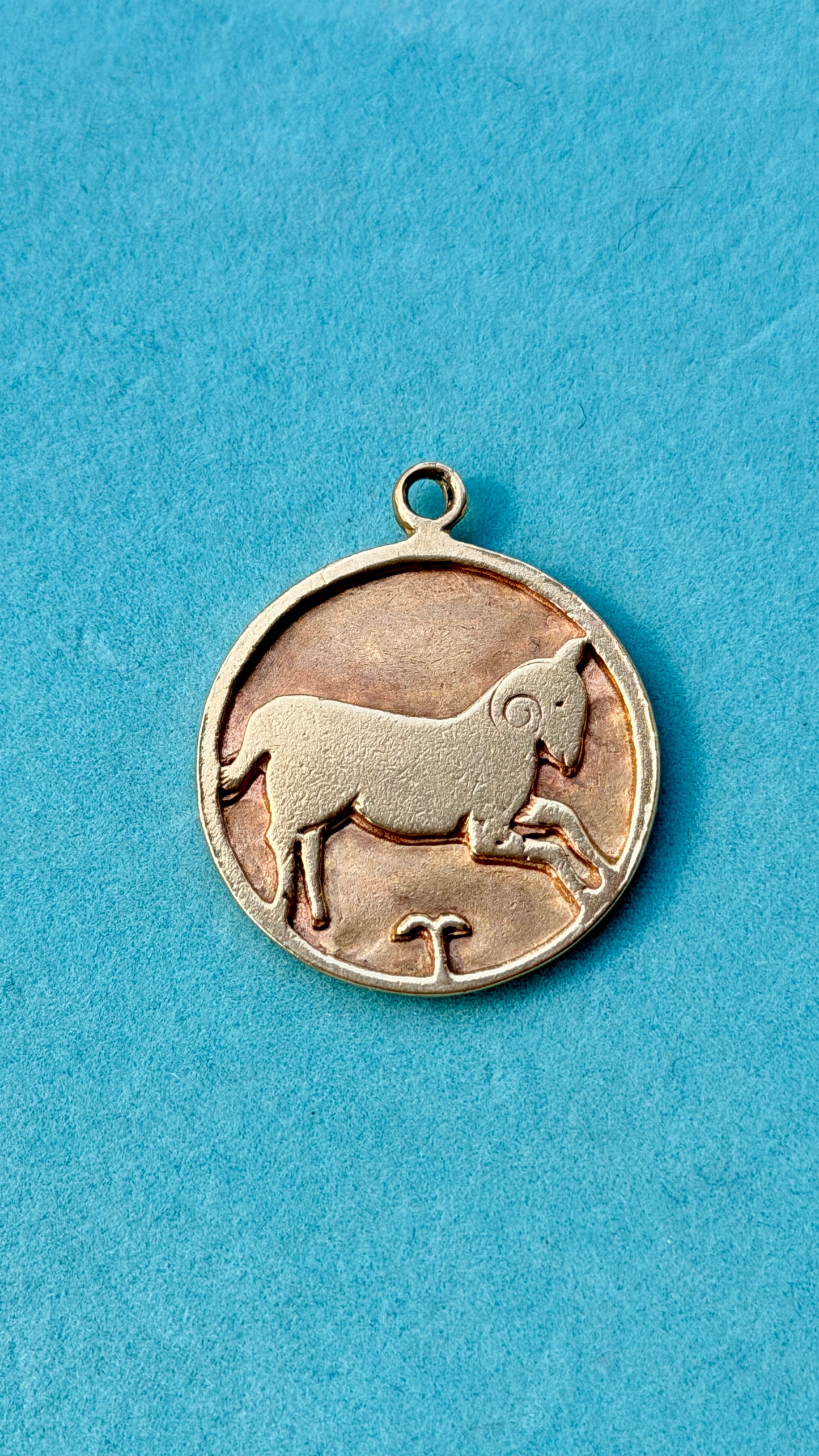 Vintage yellow 14K Aries zodiac pendant