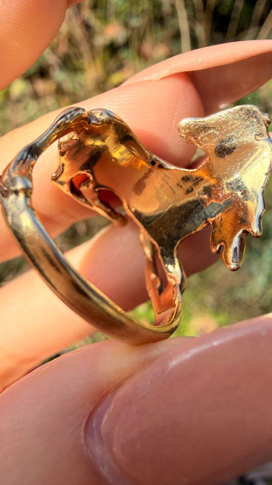Vintage yellow 14K gold horse ring with diamond, size 7.25