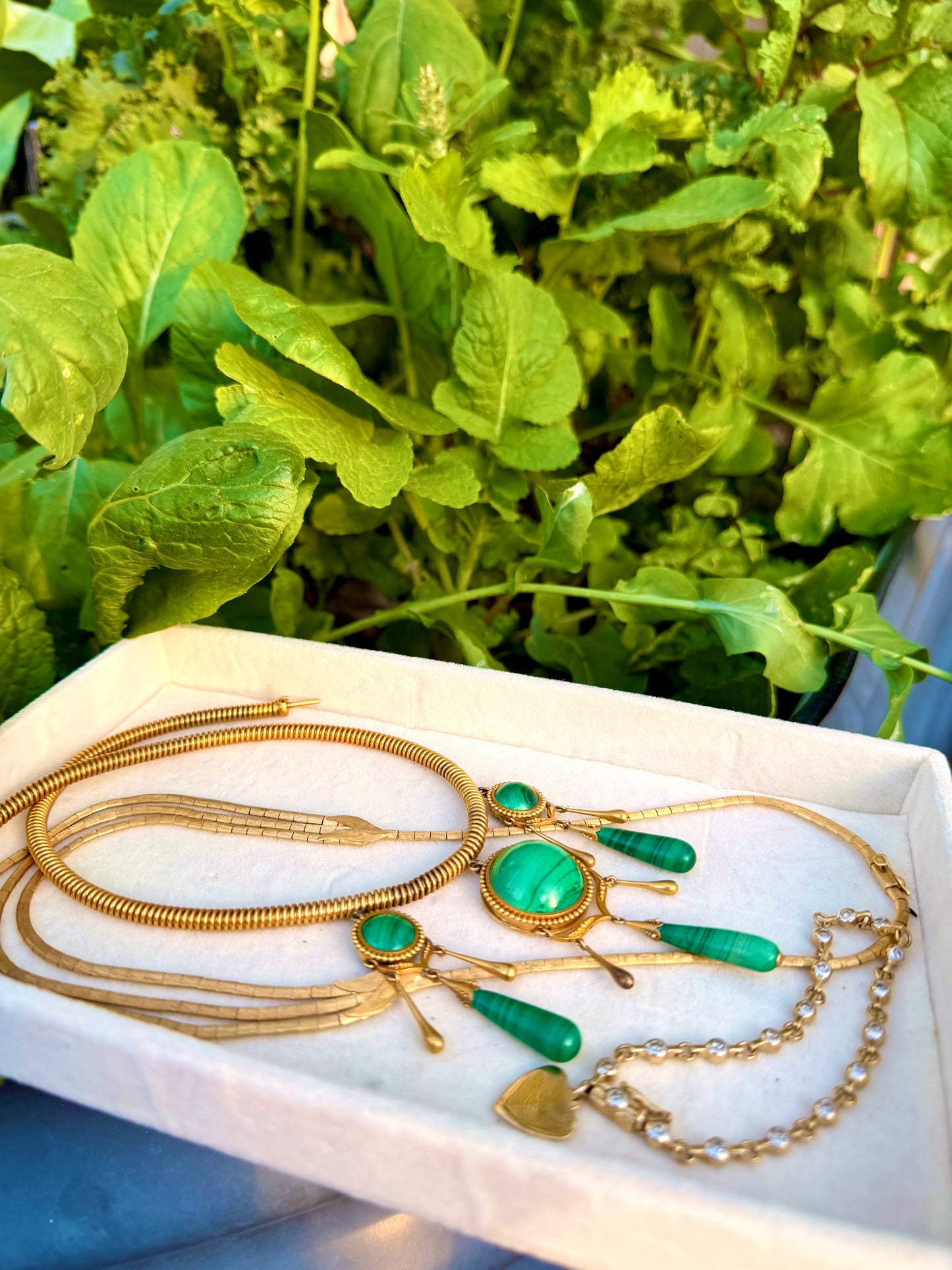Antique yellow 18K tubogas malachite drop necklace, 16 and 1/8 inch