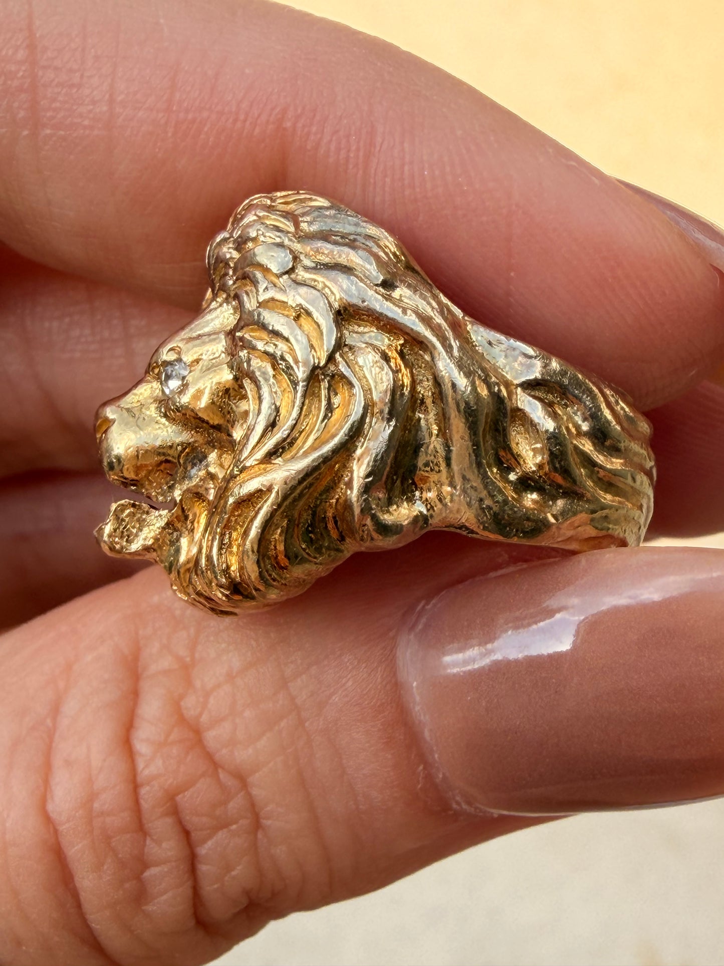 Vintage yellow 14K diamond lion ring, size 9