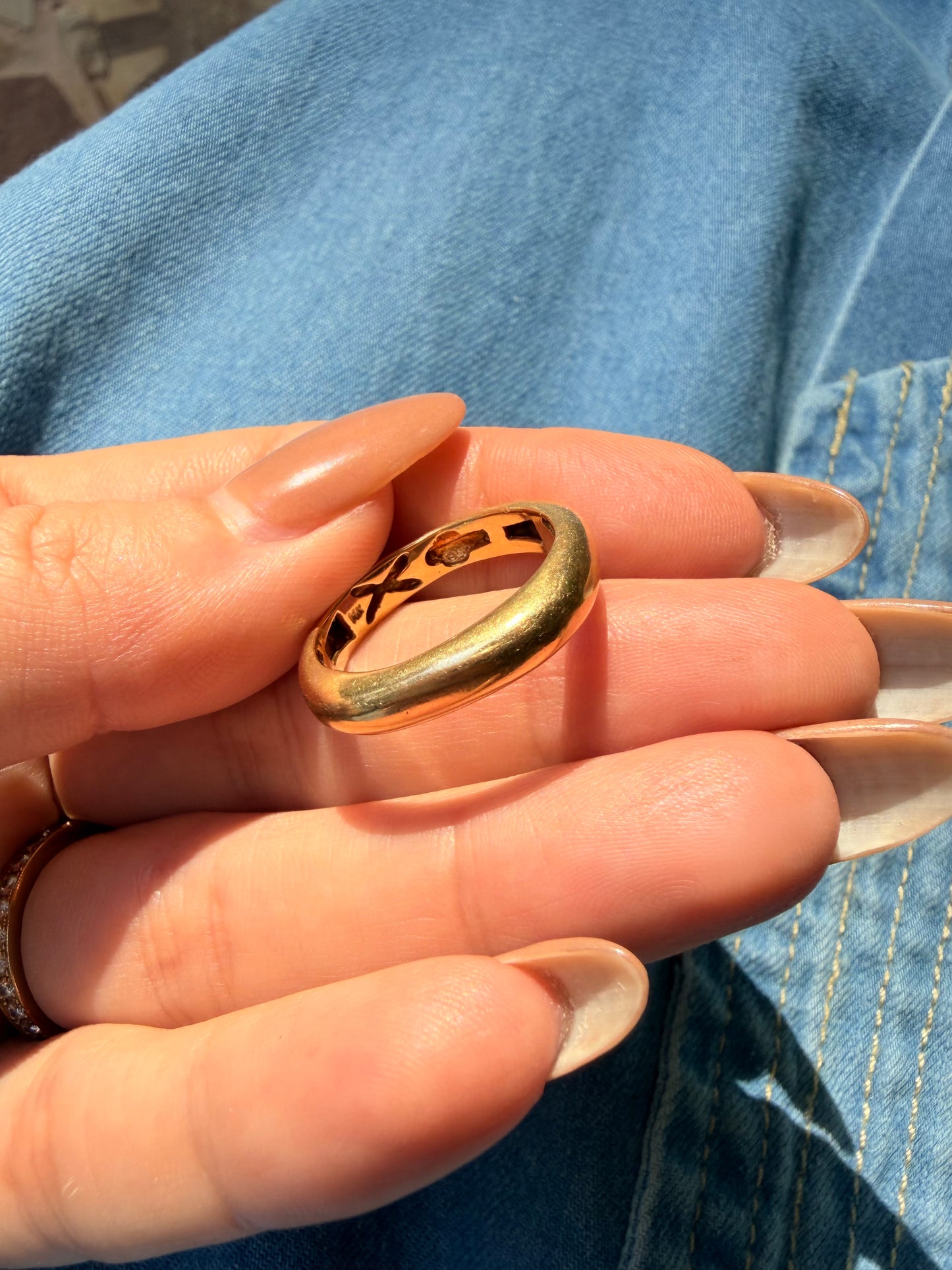 Vintage yellow 14K square rounded band, size 9-9.25