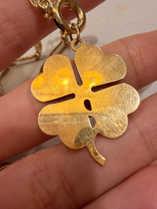 Vintage yellow 14K gold lucky four leaf clover pendant