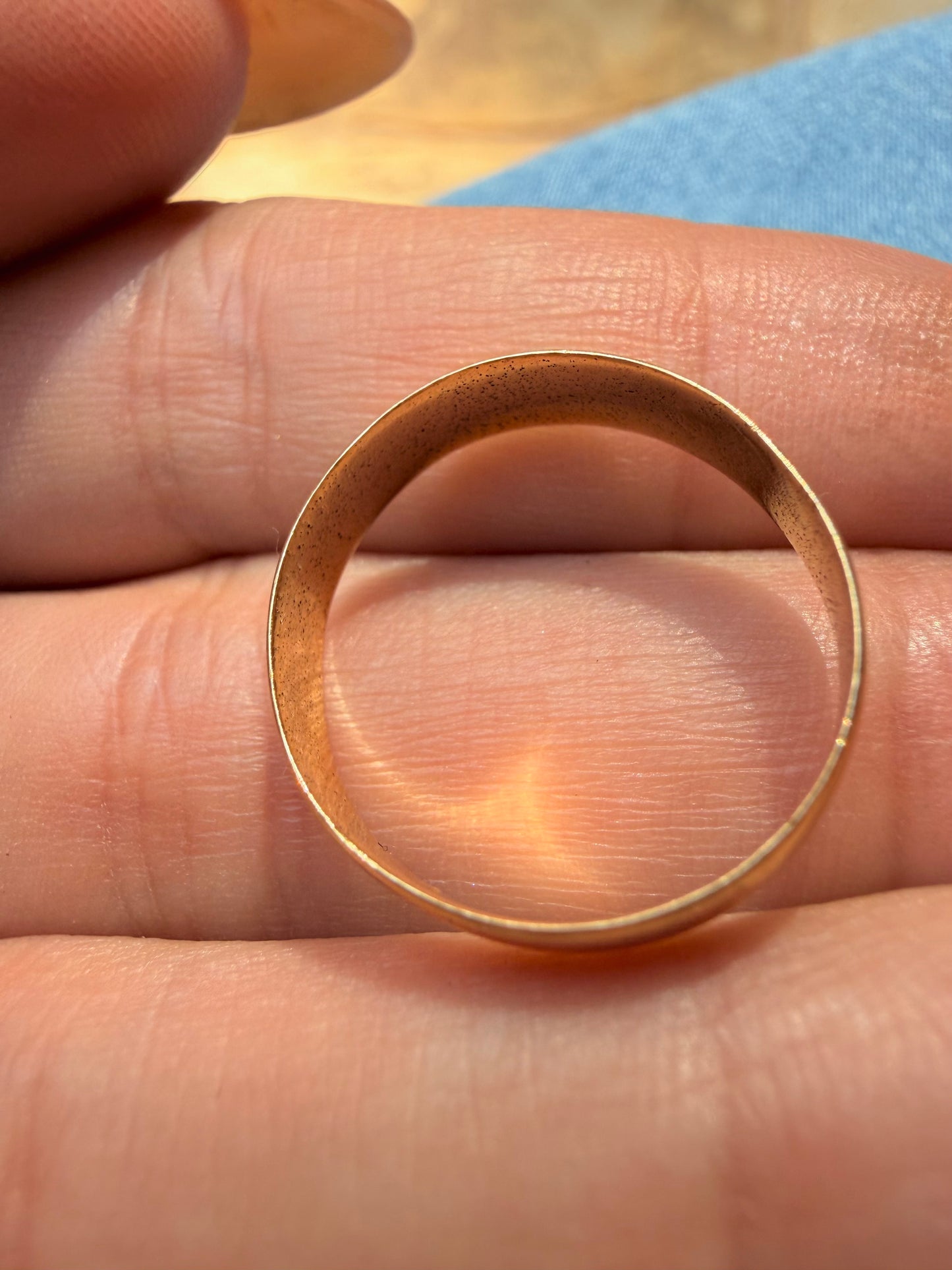 Vintage yellow 14K flat band, size 7