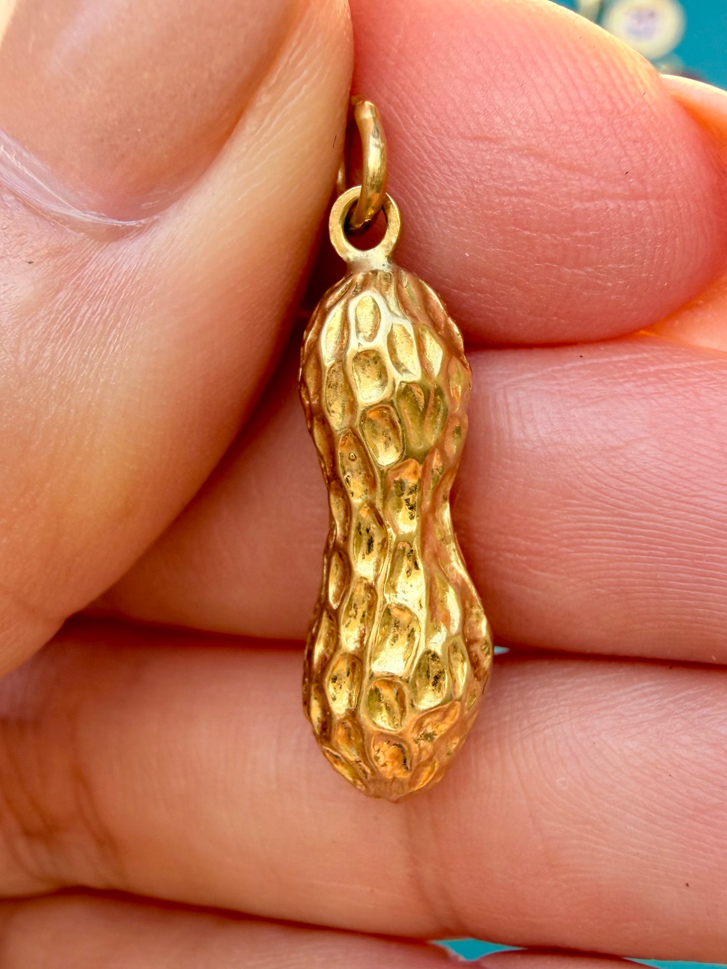 Vintage yellow 18K gold solid peanut charm