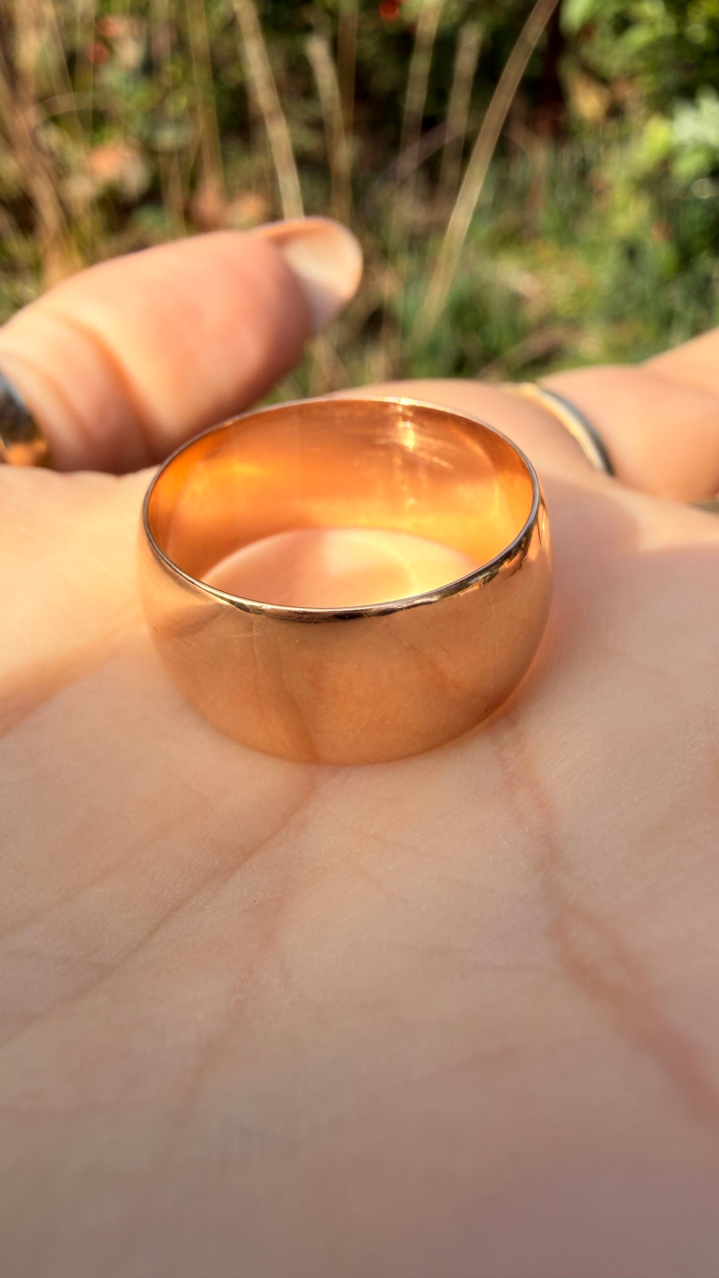 Antique rosy yellow 18k gold cigar band, size 7.75