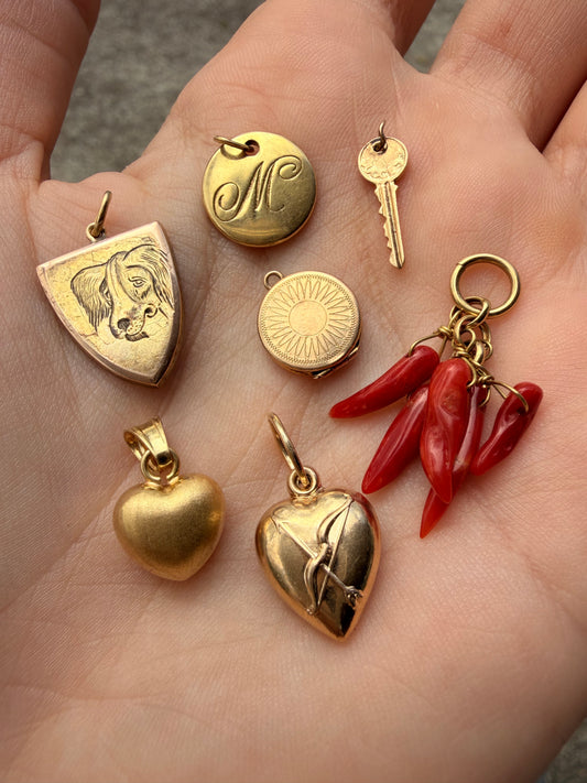 Vintage yellow 10K gold flower locket charm