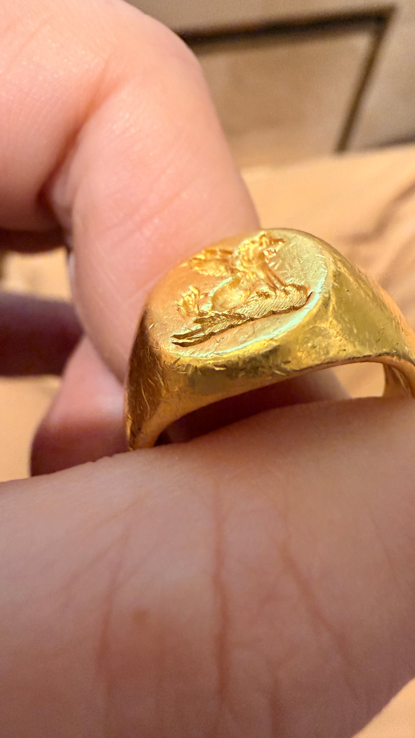 Vintage yellow 22K Griffin carved signet ring, size 6.25