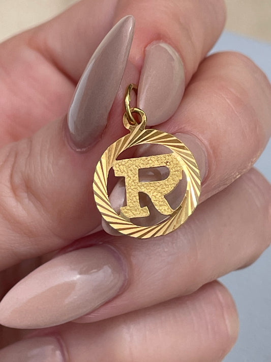 Vintage yellow 22K letter R engine turned charm