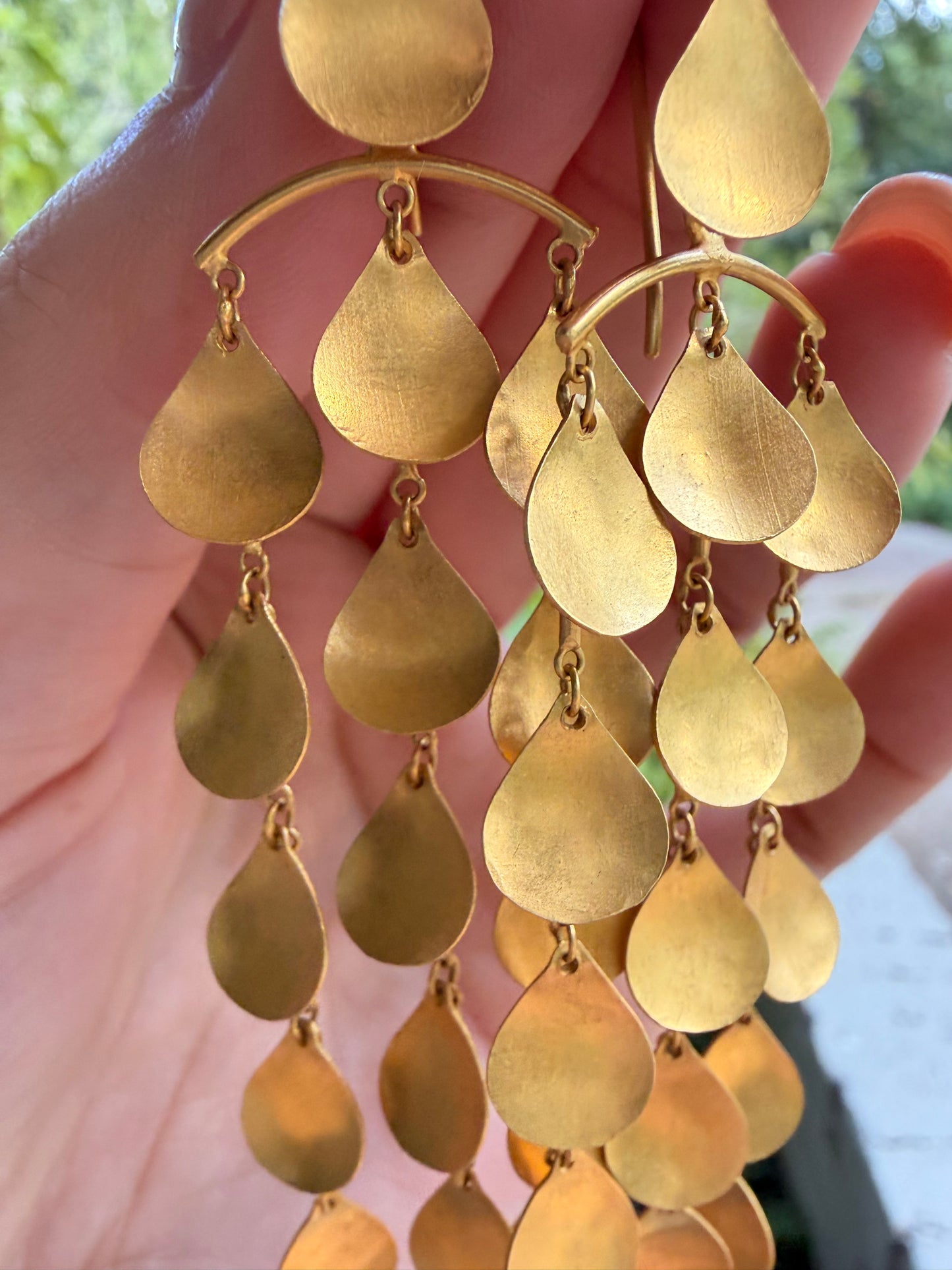 Vintage yellow 18K gold droplet statement earrings