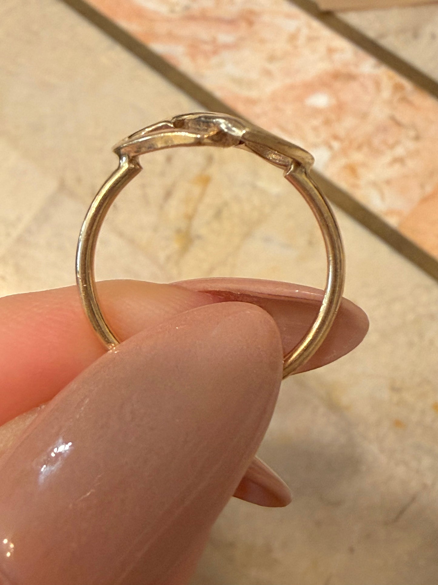 Vintage yellow 14K gold double heart ring, size 4.75
