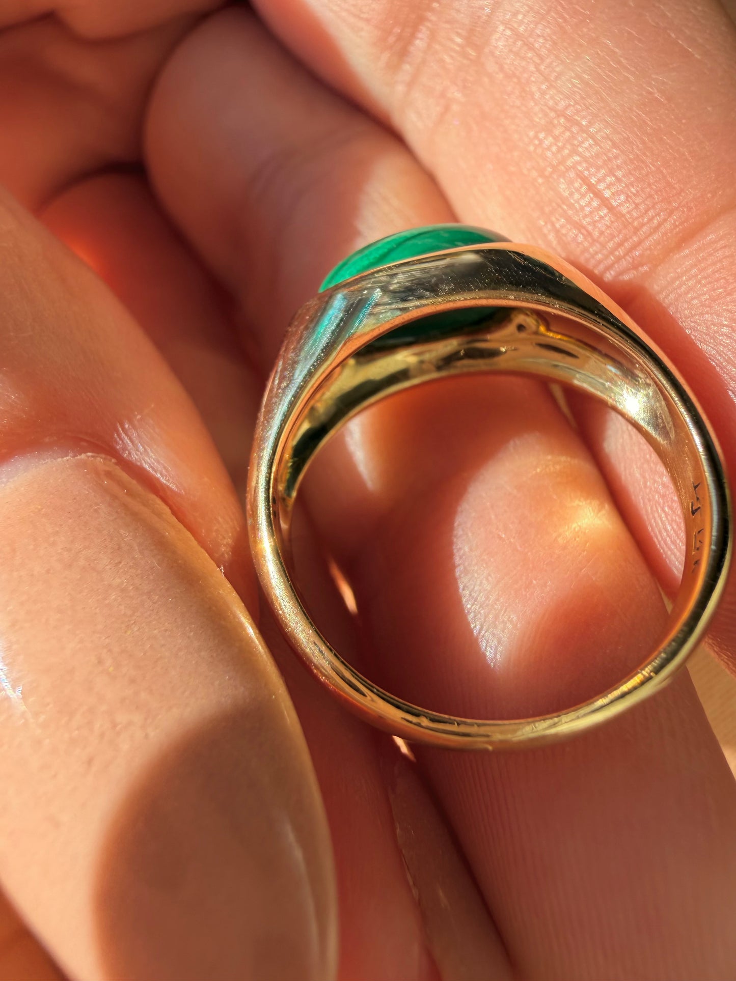 Vintage yellow 14K gold malachite ring, size 5.75