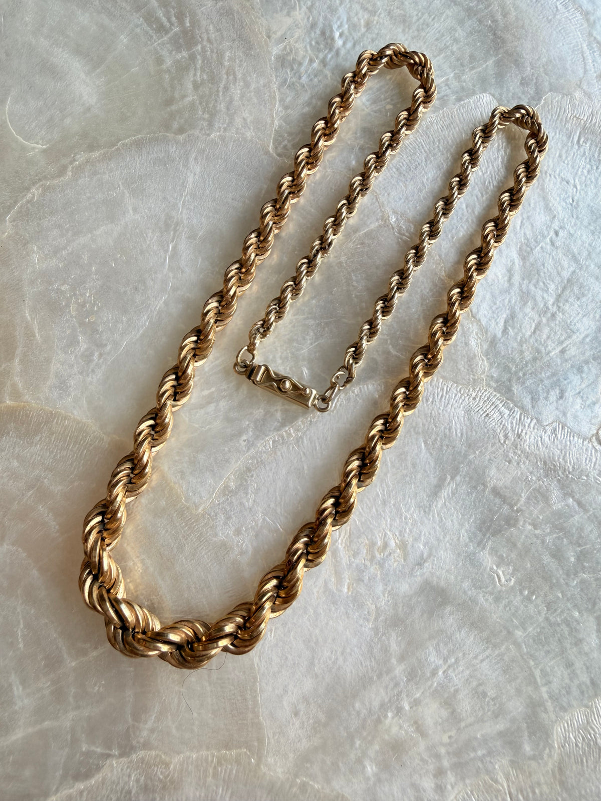 Vintage yellow 14K gold UnoAerre graduated rope chain, 16 inch