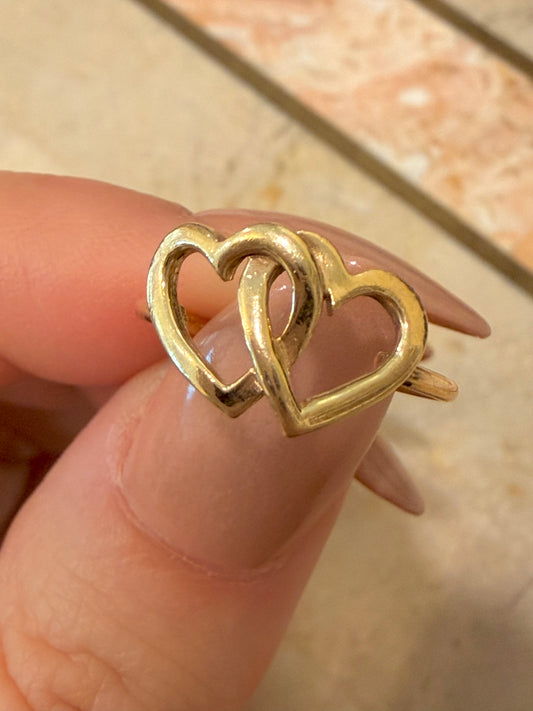 Vintage yellow 14K gold double heart ring, size 4.75