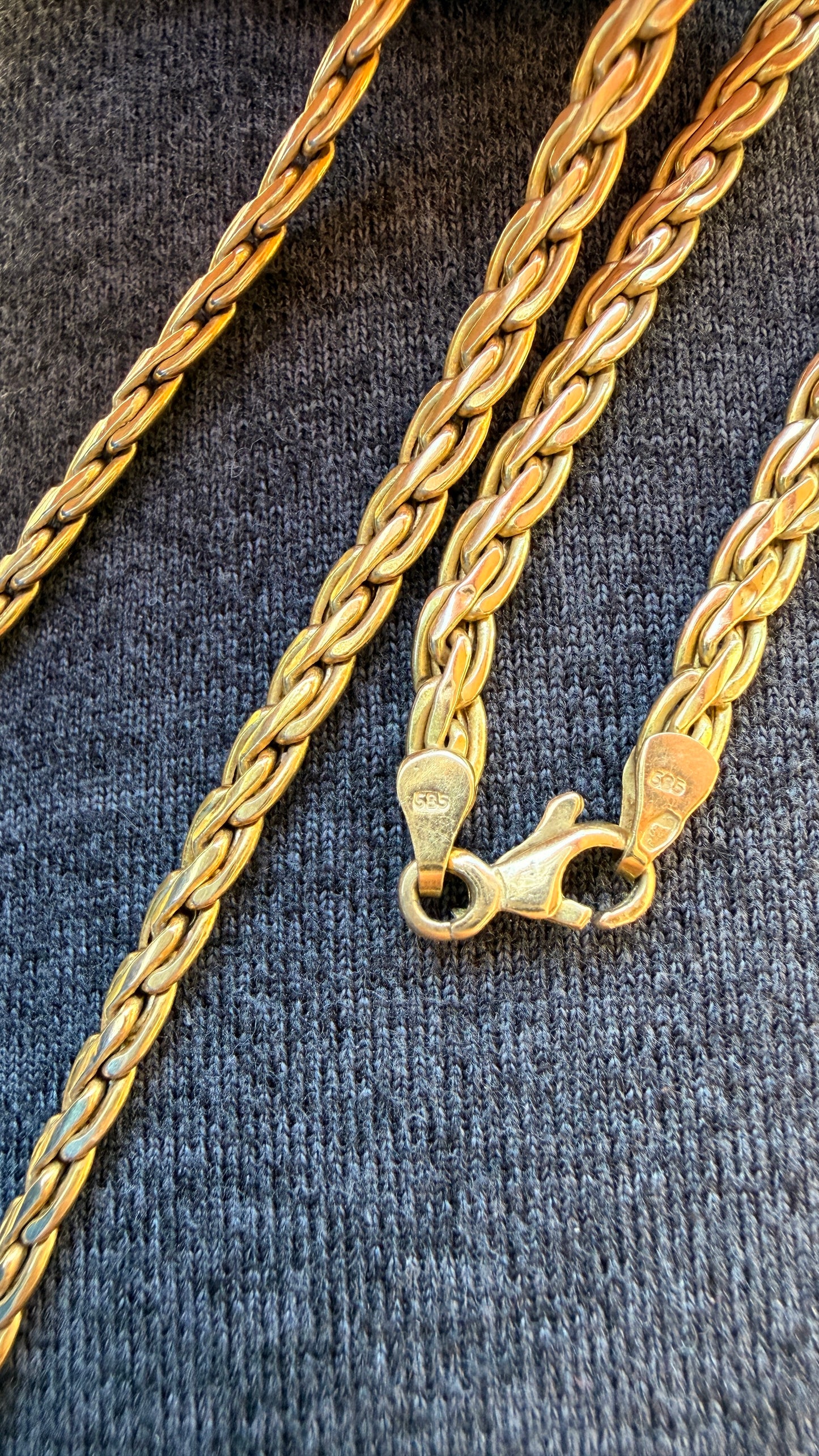 Vintage yellow 14K woven chain, 18.25 inch