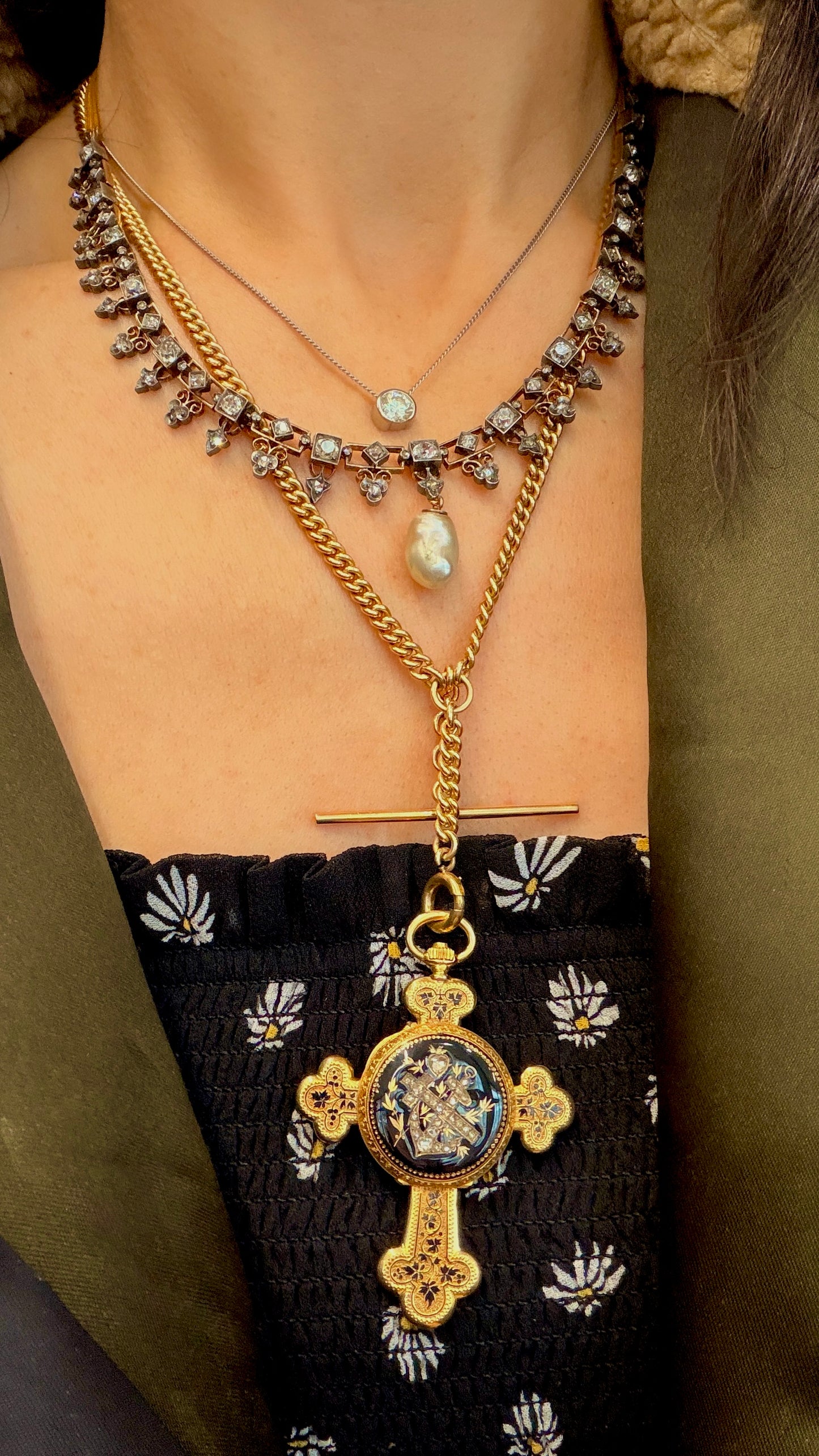 Antique 21K gold and silver topped over 7ctw Old Mine Cut diamond, rose cut diamond and pearl fringe chain, 16 and 7/8 inch