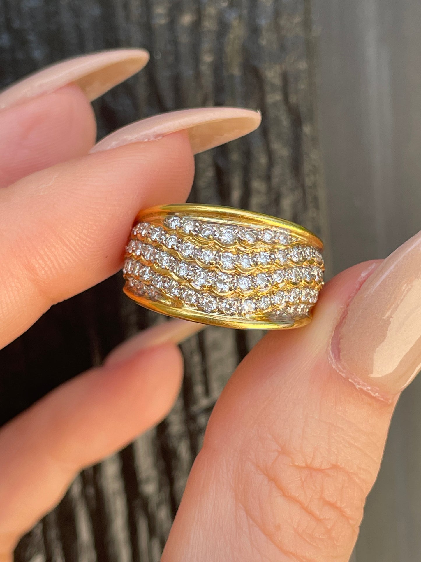 Vintage yellow 18K approx .6 ctw diamond wide wavy pattern band, size 6.5