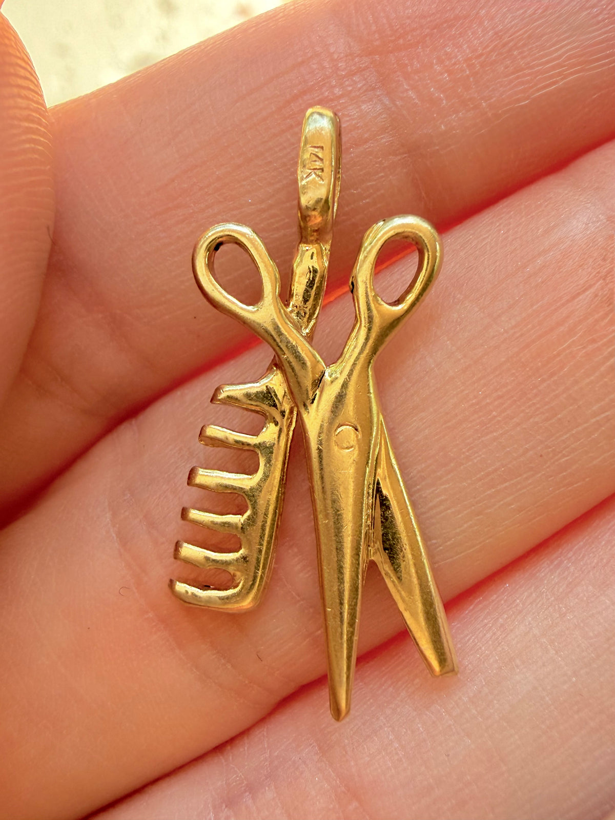 Vintage 14K scissors and comb charm