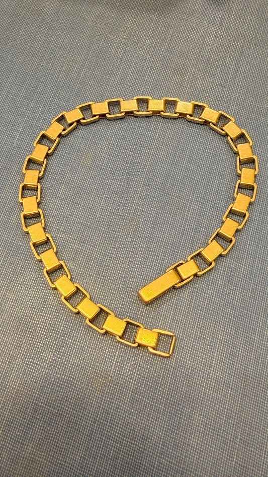 Vintage yellow 18K box link bracelet, 7.25 inch