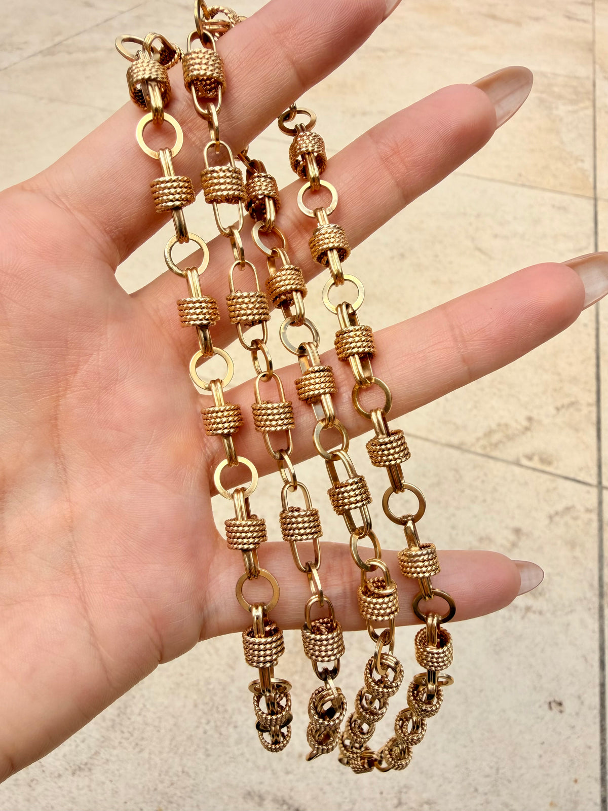 Vintage yellow 14K mix oval link chain with rope detail, 30.5 inch