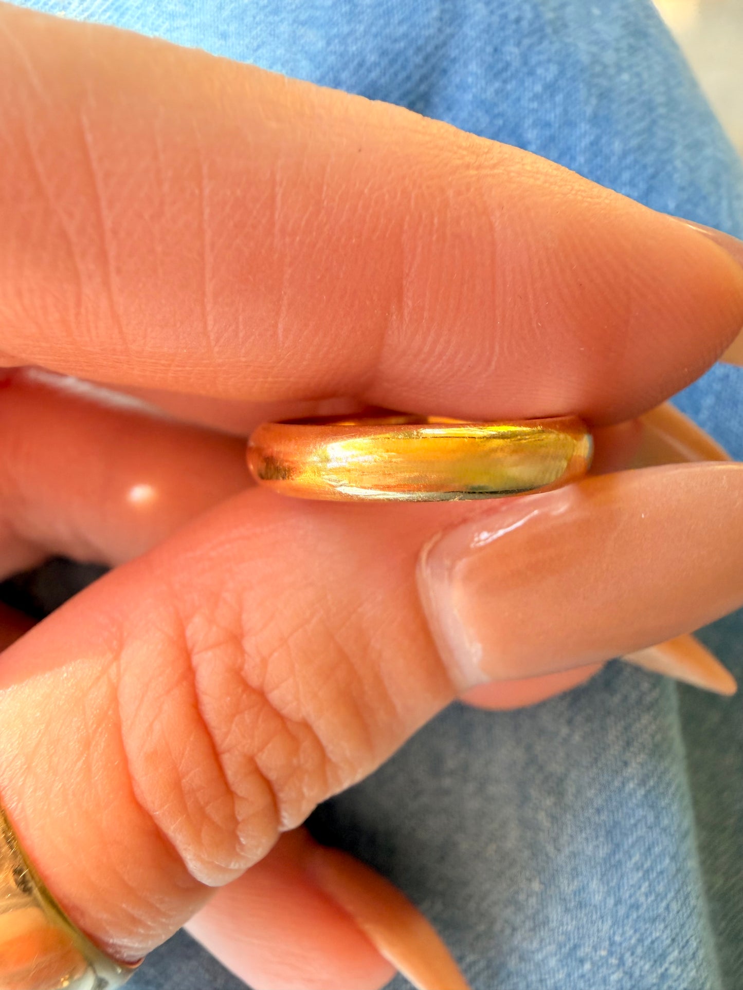 Vintage yellow 18K gold Van Cleef & Arpels band, size 4.75