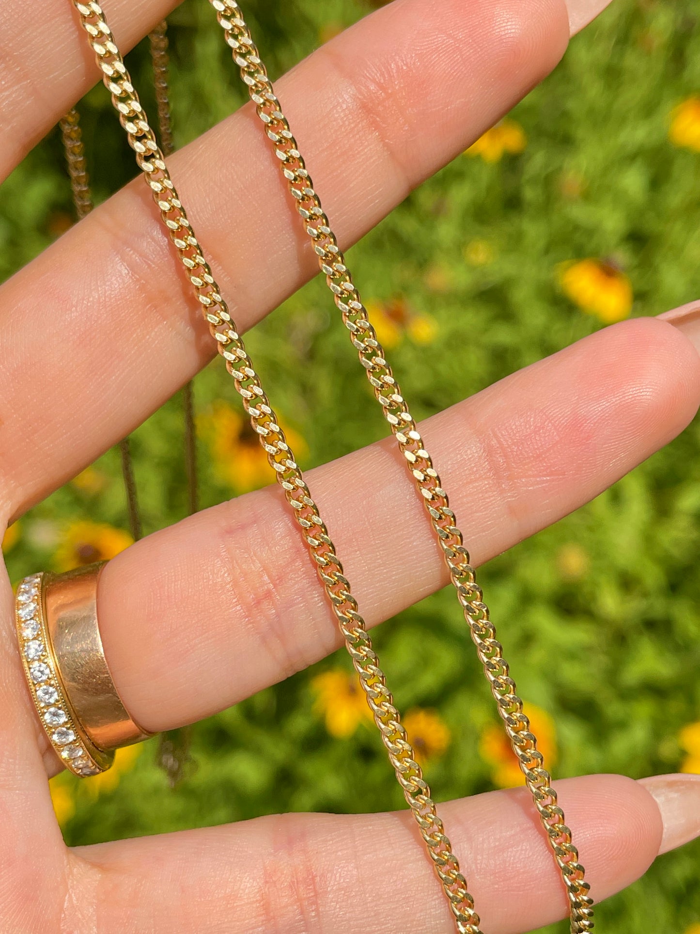 Vintage yellow 18K solid curb link chain, 28.25 inch