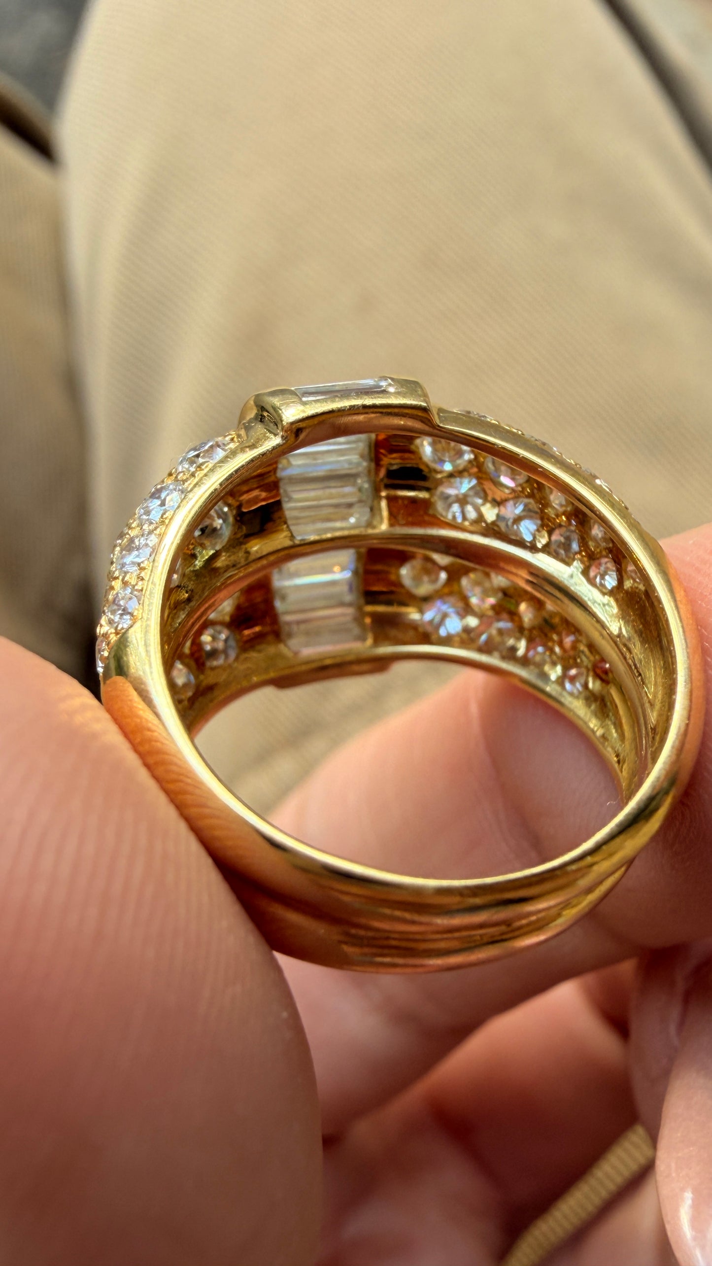 Vintage yellow 18K approx 2.5ctw diamond double ring with baguettes and rounds, size 6
