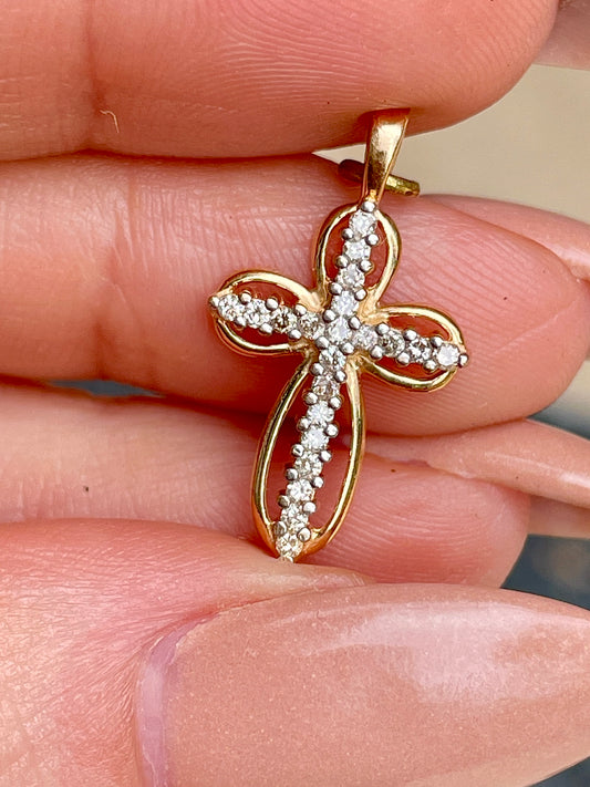 [PRIVATE] Vintage yellow 14K approx .2ctw diamond cross