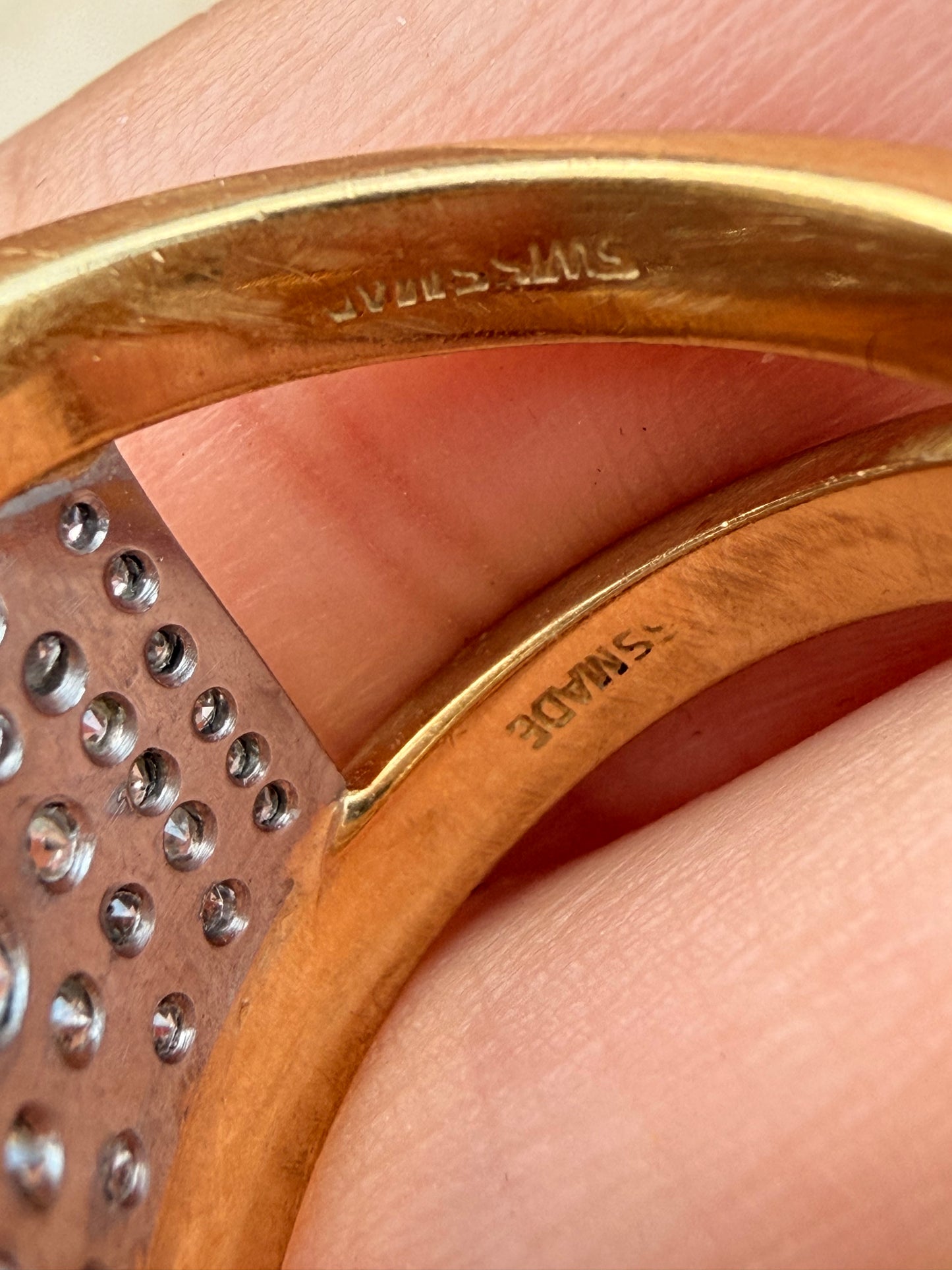 Vintage yellow and white 18K approx .5ctw diamond angled ring, size 7-7.25